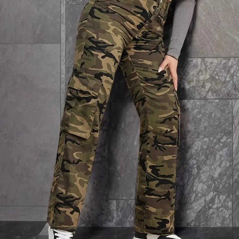Camo Flap Pockets Cargo Pants